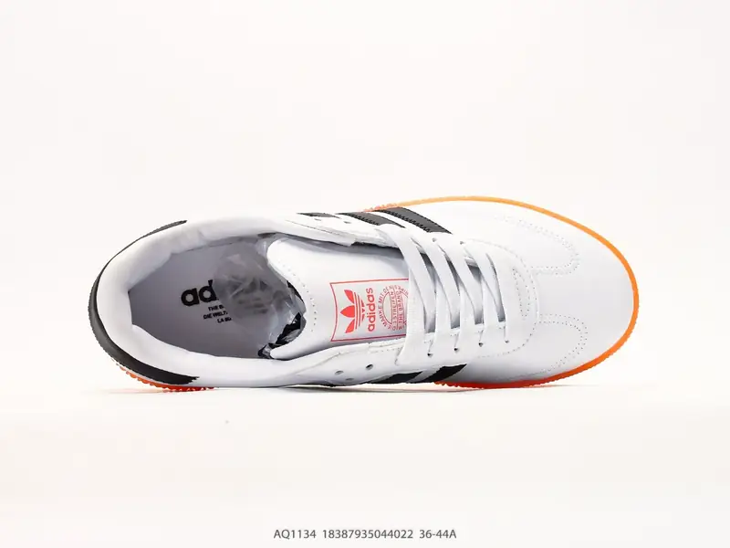 Adidas Sepatu Board Serbaguna Klasik AQ1134 #18387935044022