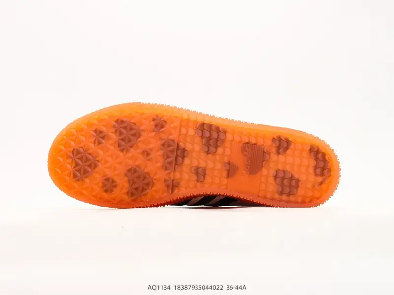 Adidas Sepatu Board Serbaguna Klasik AQ1134 #18387935044022