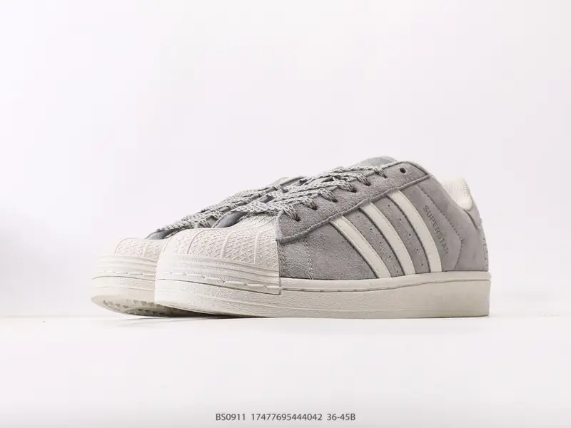 Adidas Sepatu Olahraga Tren Klasik Wanita BS0911 #17477695444042