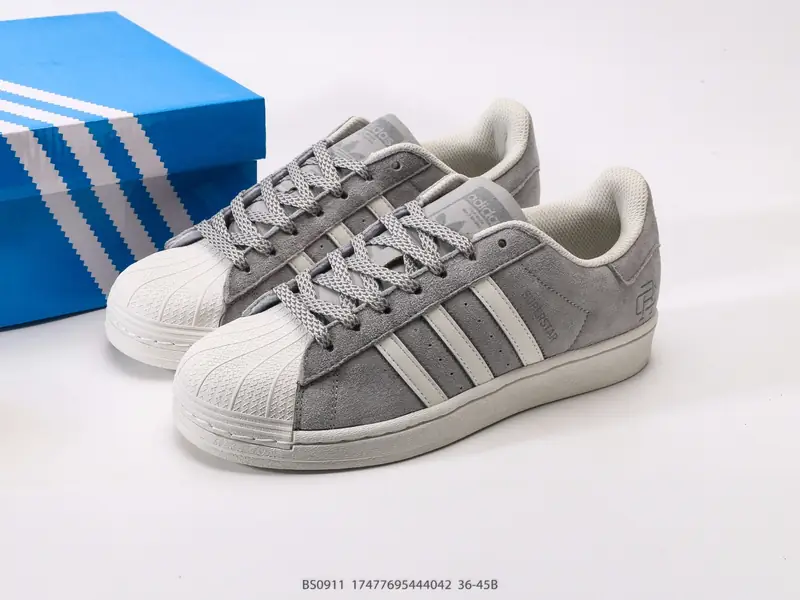 Adidas Sepatu Olahraga Tren Klasik Wanita BS0911 #17477695444042