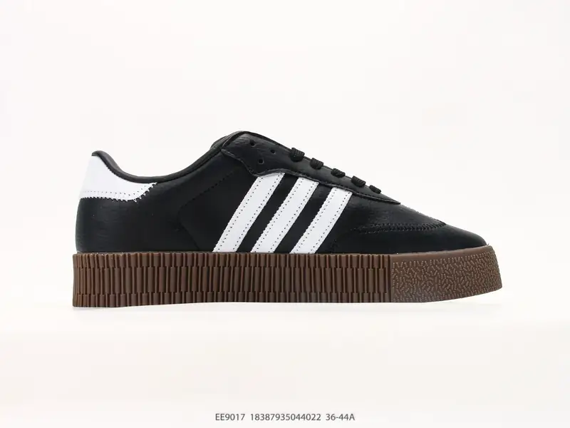Adidas Scarpe da skate Versatile Classico EE9017 #18387935044022