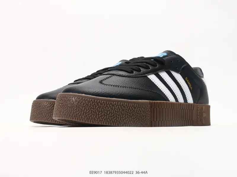 Adidas Scarpe da skate Versatile Classico EE9017 #18387935044022