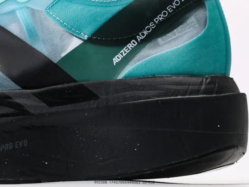 Adidas Sepatu Lari  IH5588 #17457095444063