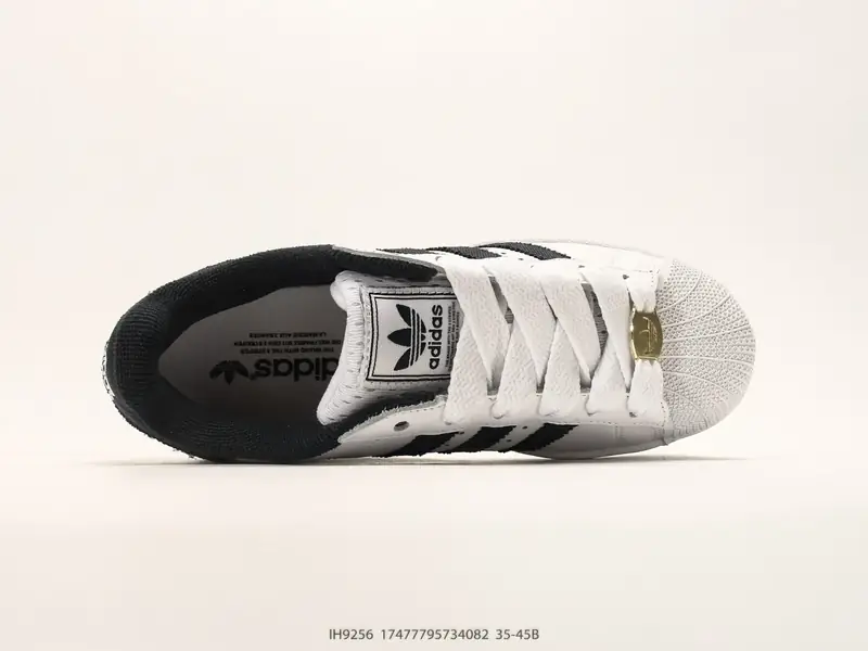 Adidas Skateboardschuhe Niedrig IH9256 #17477795734082