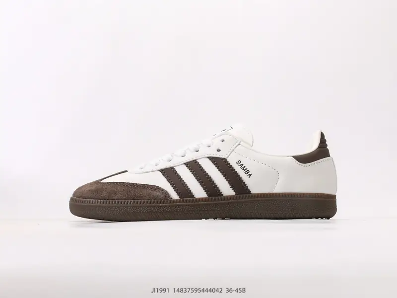 Adidas Chaussures de sport Polyvalent Basse JI1991 #14837595444042