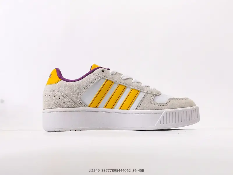 Adidas Baskets de basketball Confortable JI2549 #33777895444062