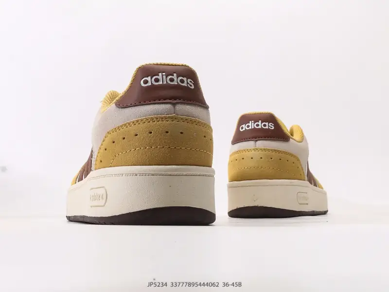 Adidas Baskets de basketball Confortable JP5234 #33777895444062