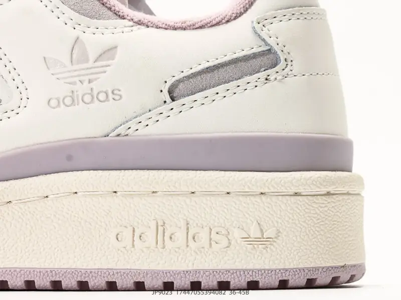 Adidas Chaussures de sport Rétro Basse Cuir JP9023 #17447055394082