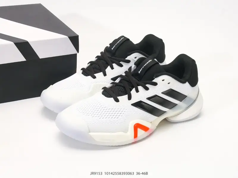 Adidas Scarpe sportive Classico Basso Comodo JR9153 #10142558393063