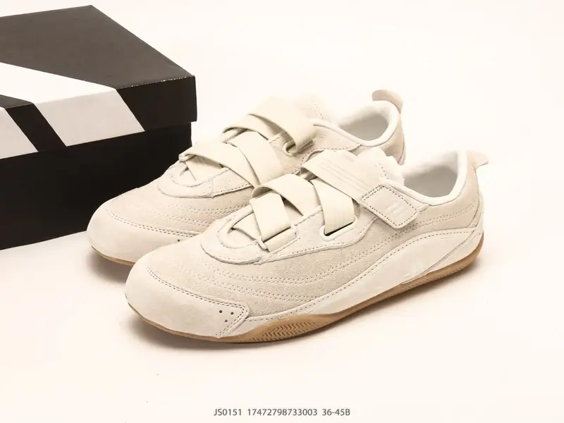 Adidas Scarpe casual Resistente Versatile Basso JS0151 #17472798733003