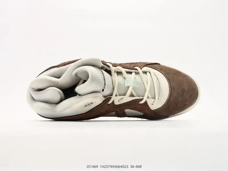 Adidas Scarpe da basket Retro Suede Comodo JS1469