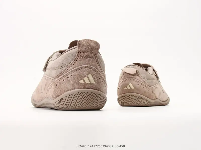 Adidas Scarpe sportive  JS2445 #17417755394082
