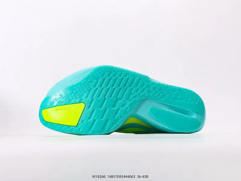 Adidas Беговые кроссовки Противоскользящий Износостойкий Универсальный K18266 #14857095444063