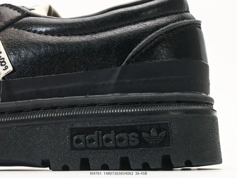 Adidas Chaussures casual Confortable KI4761 #14807265834062