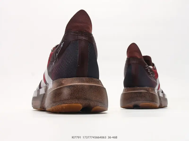 Adidas Y-3 Adios PRO 4M 阿迪超轻透气缓震跑鞋 真碳版本 联名款 整体外观造型与adiZero Adios Pro EVO 1非常相似 KI7791 #17377745664063