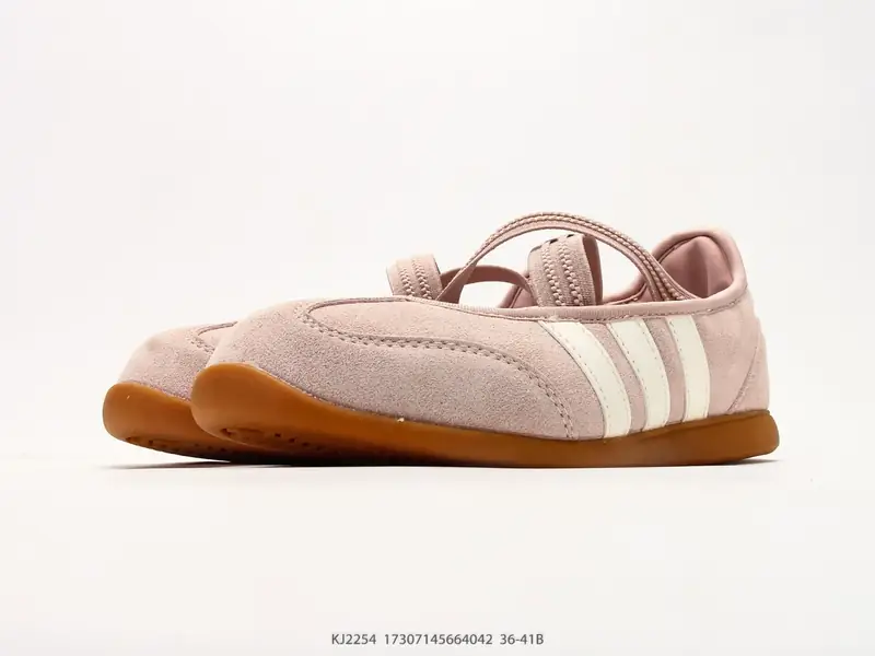 Adidas Scarpe casual Basso Comodo KJ2254 #17307145664042