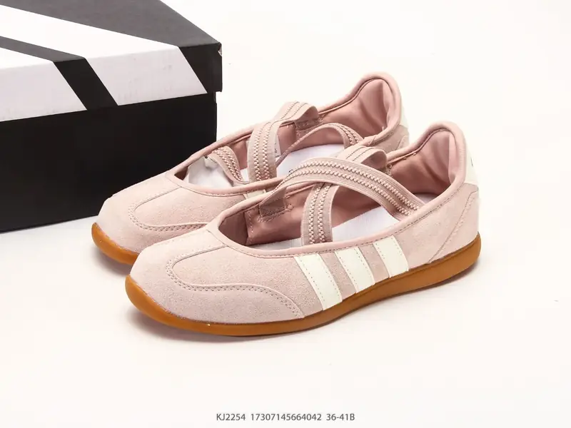Adidas Scarpe casual Basso Comodo KJ2254 #17307145664042