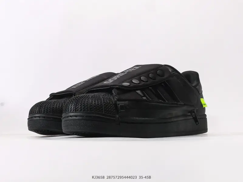Adidas Chaussures de sport Polyvalent Classique Basse KJ3658 #28757295444023