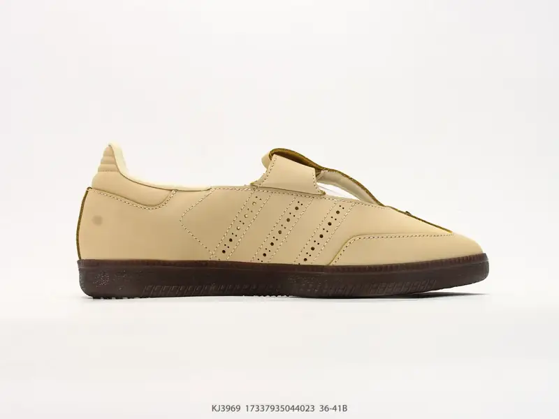 Adidas Scarpe sportive Classico Pelle KJ3969 #17337935044023