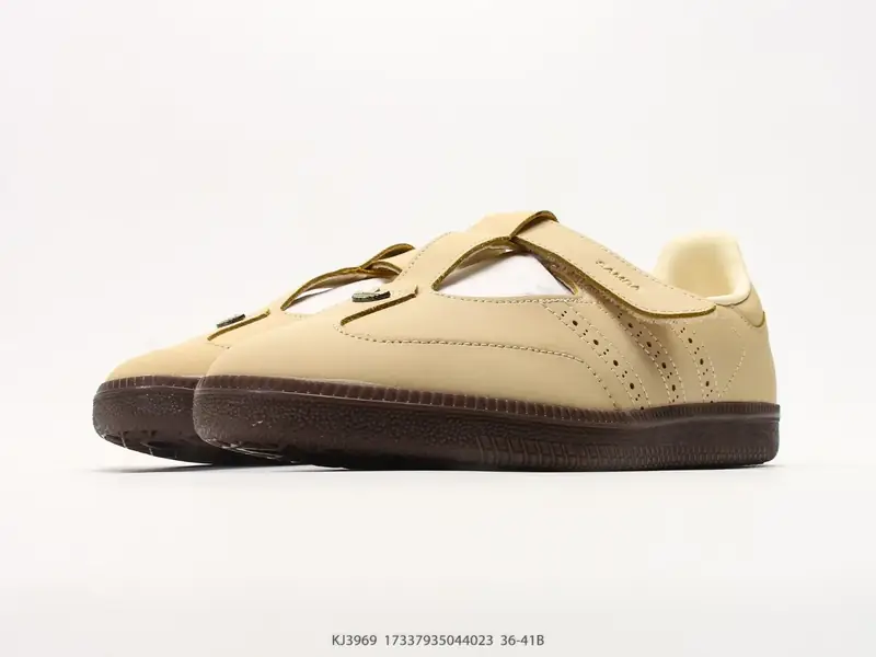 Adidas Scarpe sportive Classico Pelle KJ3969 #17337935044023
