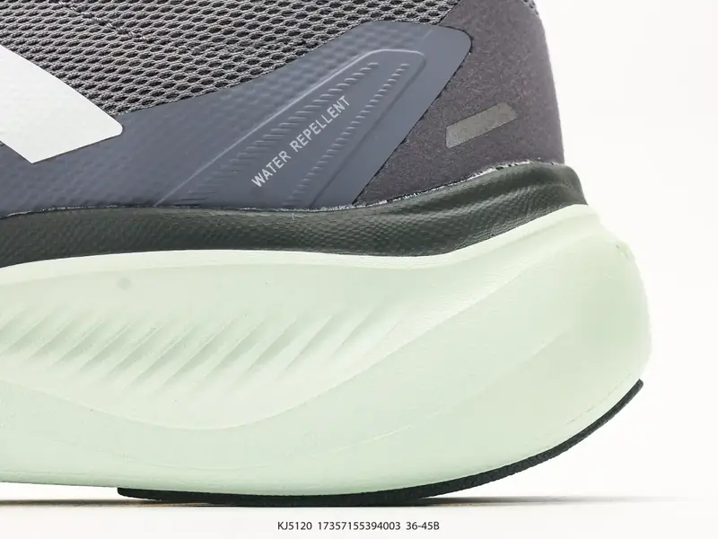 Adidas Scarpe sportive Comodo KJ5120 #17357155394003