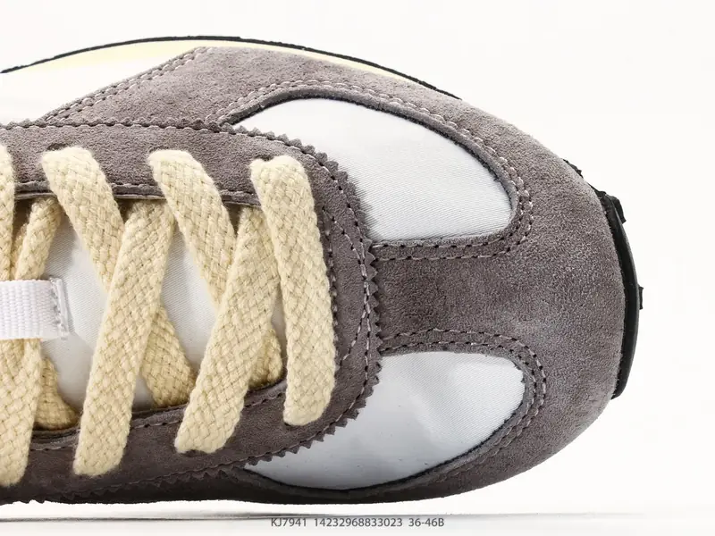 Adidas Sepatu Lari Retro Bernapas Bantalan KJ7941 #14232968833023