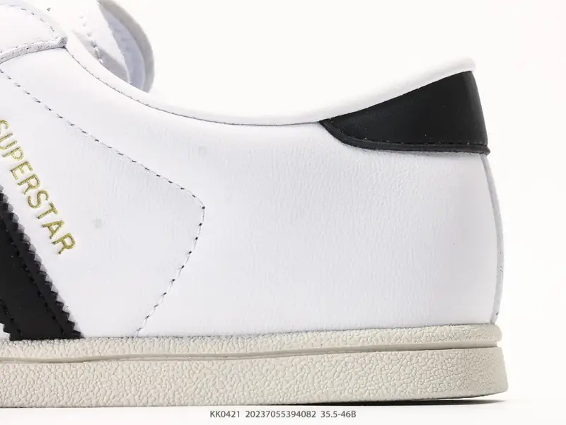 Adidas Scarpe da skate Alla moda Classico KK0421 #20237055394082