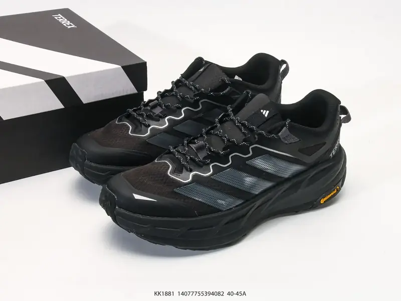 Adidas Chaussures de sport Amorti Polyvalent Basse KK1881 #14077755394082