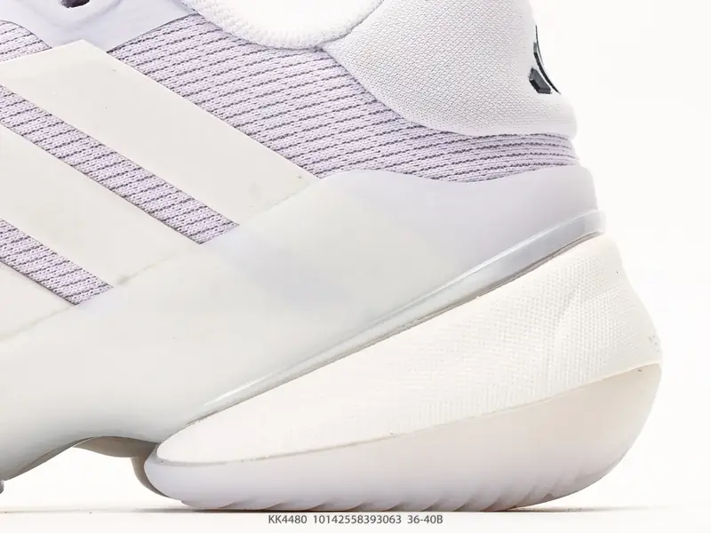 Adidas Scarpe sportive Classico Basso Comodo KK4480 #10142558393063