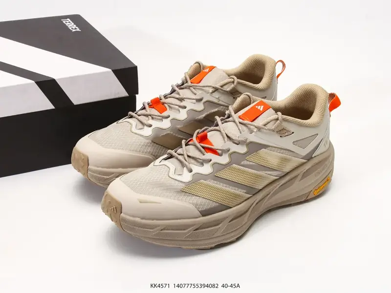 Adidas Scarpe sportive Ammortizzato Versatile Basso KK4571 #14077755394082