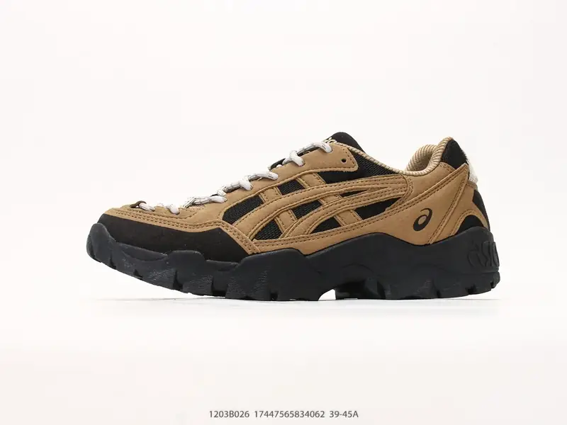 Asics Scarpe sportive Antiscivolo Resistente Outdoor 1203B026 #17447565834062