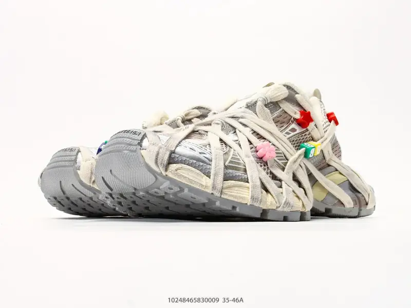 Balenciaga Sepatu Olahraga  778697 #10248465830009