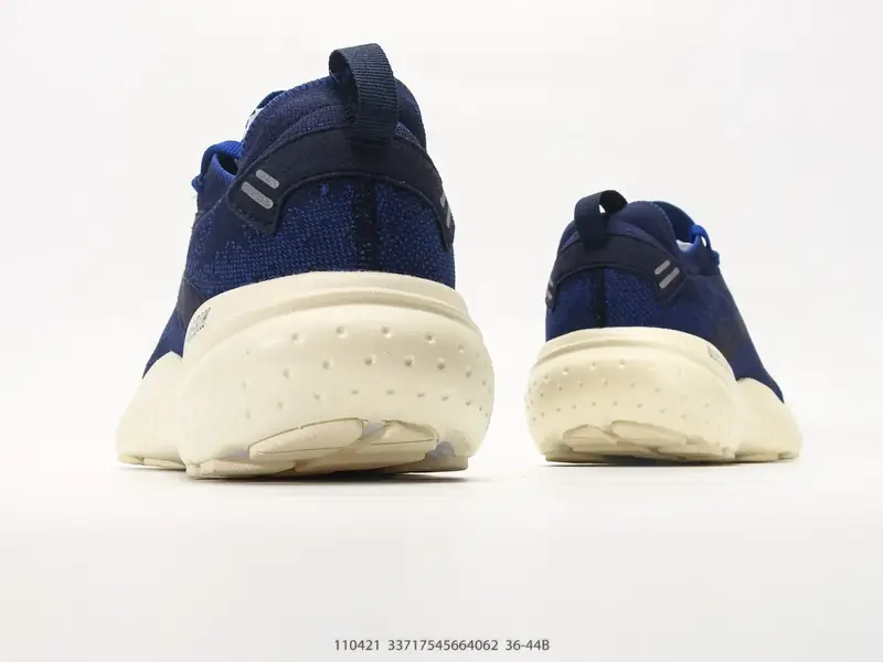 Brooks Sepatu Lari Bantalan Anti-Slip Tahan Lama 110421 #33717545664062