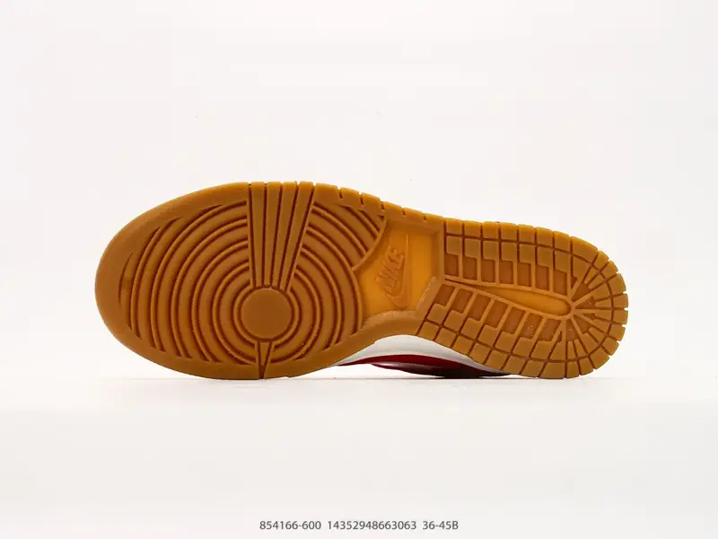 Nike Big Low 耐克 低帮 舒适柔软低邦板鞋 鞋款整体以进口帆布材质打造，搭配Swooshh Logo 854166-600 #14352948663063