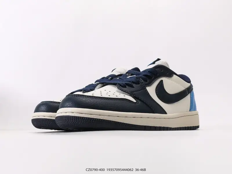 Nike Baskets de basketball Rétro Classique Basse CZ0790-400 #19357095444062
