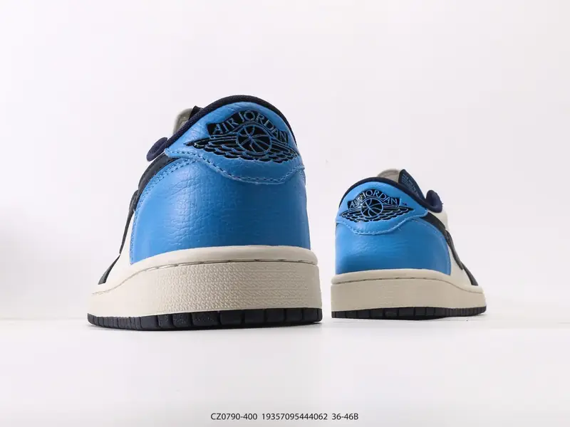 Nike Baskets de basketball Rétro Classique Basse CZ0790-400 #19357095444062