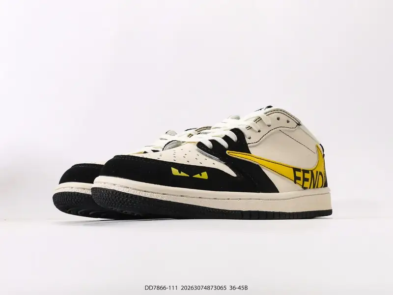 Nike Scarpe da basket Retro Classico Basso DD7866-111 #20263074873065