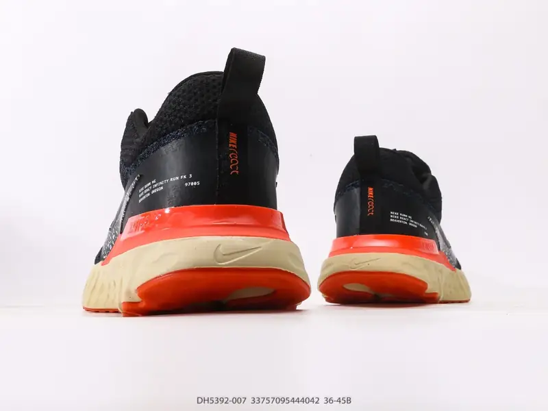 ナイキ ランニングシューズ クッション DH5392-007 #33757095444042