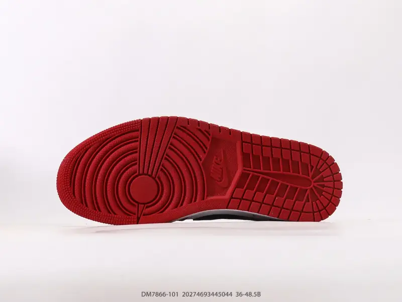 Nike Scarpe da basket Retro Classico Basso DM7866-101 #20274693445044