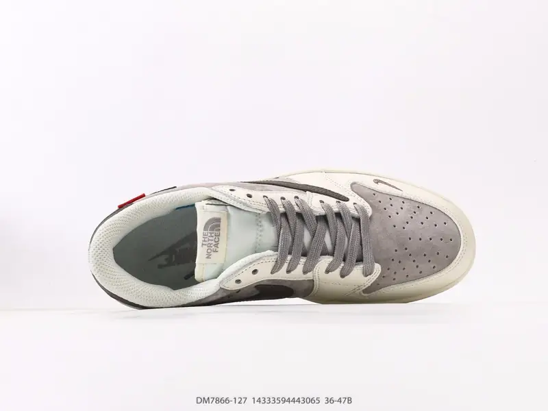 Nike Scarpe da basket Retro Classico Basso DM7866-127 #14333594443065