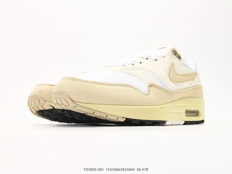 Nike Air Max 1 耐克气垫 缓震 耐磨运动鞋 鞋身材质均选择皮革 织物 麂皮多种材质覆盖 保证质感的前提下 层次感也相当不错带有开窗式 Air Max 气垫的 FZ5805-001 #14334663835044