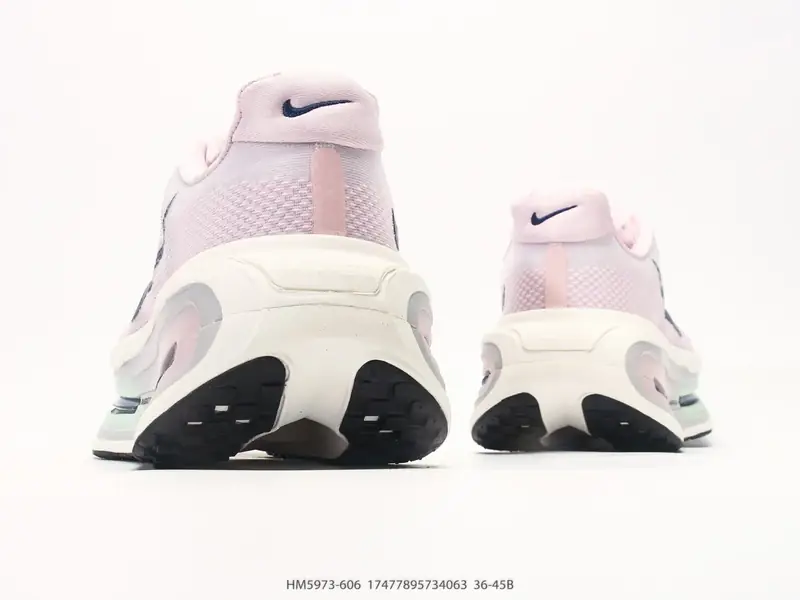 耐克 Nike VOMERO PREMIUM 耐克 舒适减震防滑 低帮跑步鞋 全掌ReactX泡绵 HM5973-606 #17477895734063