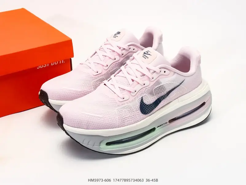 耐克 Nike VOMERO PREMIUM 耐克 舒适减震防滑 低帮跑步鞋 全掌ReactX泡绵 HM5973-606 #17477895734063