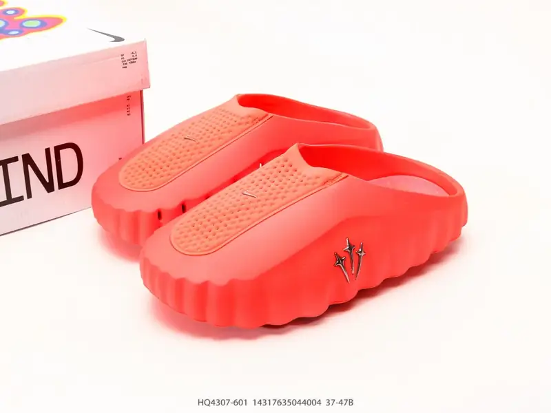 Nike Mind 001 Recovery Slide 耐克 舒适柔软包头拖鞋 黑科技产物 作为耐克首款结合神经科学研发的鞋款 它最大的 HQ4307-601 #14317635044004