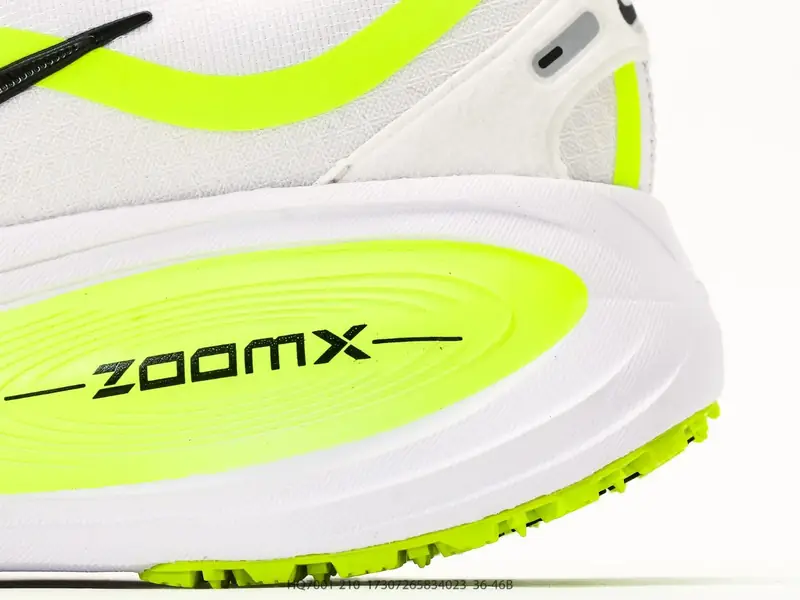 Nike Air Zoom Vomero 18 GTX 登月18 缓震休闲跑鞋 HQ7001-210 #17307265834023