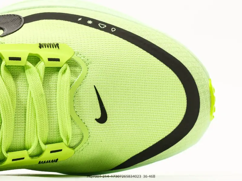 Nike Freizeitschuhe Gedämpft HQ7001-214 #17307265834023