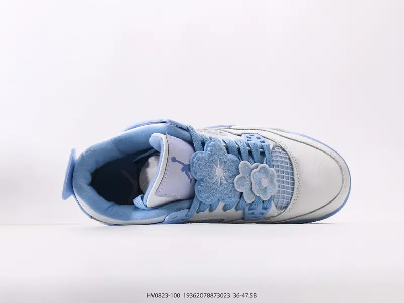 Nike Sepatu Basket Retro Ringan Mid Top HV0823-100 #19362078873023
