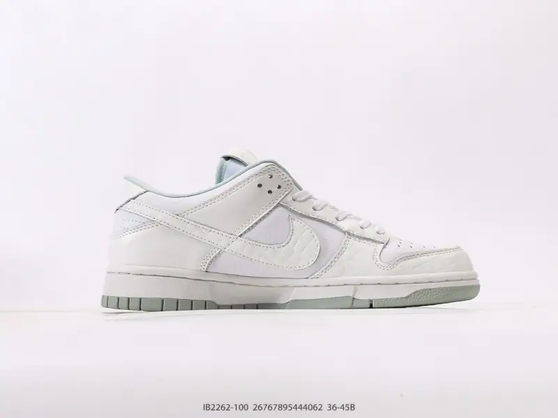 Nike Scarpe sportive Retro Basso Cuscino d'aria IB2262-100 #26767895444062