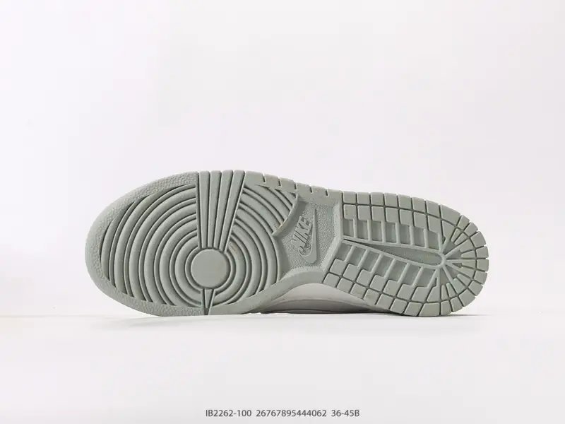 Nike Scarpe sportive Retro Basso Cuscino d'aria IB2262-100 #26767895444062