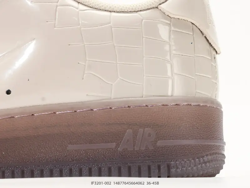 Nike Sportschuhe Retro Gedämpft Erhöht IF3201-002 #14877635664062